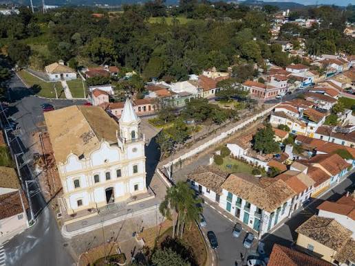 Centro Histórico de Santana de Parnaíba: Tradição ao Lado de Alphaville